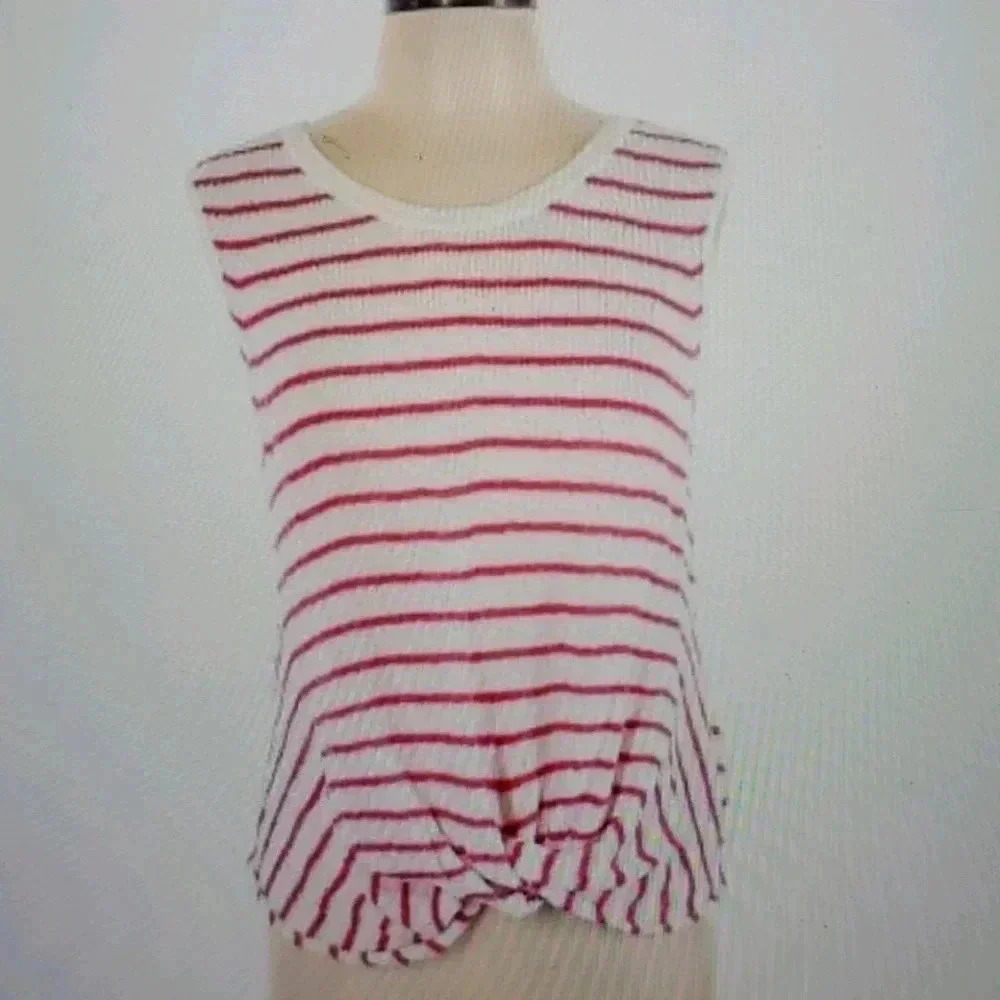 SPLENDID SLEEVELESS TOP